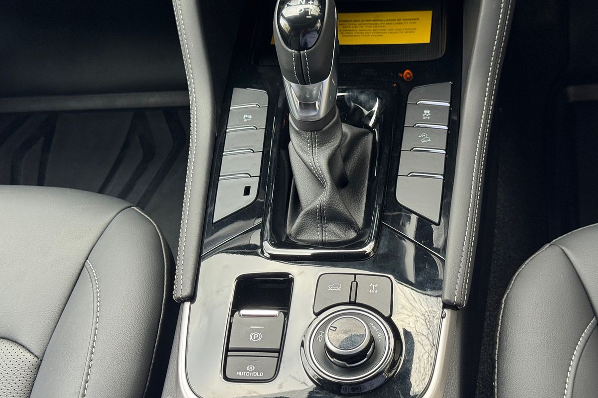 2025 Isuzu MU-X LS-T