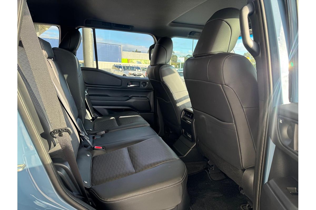 2024 Toyota Landcruiser Prado Altitude GDJ251R