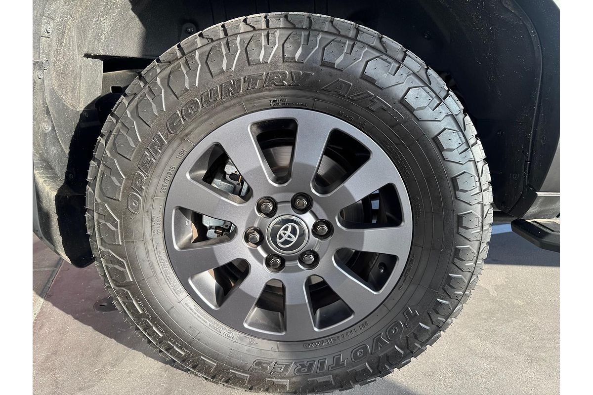 2024 Toyota Landcruiser Prado Altitude GDJ251R