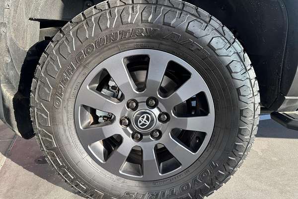 2024 Toyota Landcruiser Prado Altitude GDJ251R