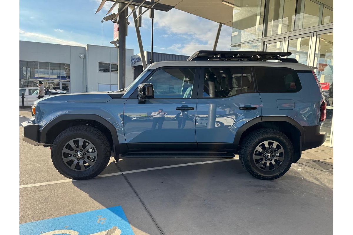2024 Toyota Landcruiser Prado Altitude GDJ251R