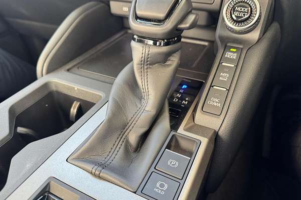 2024 Toyota Landcruiser Prado Altitude GDJ251R