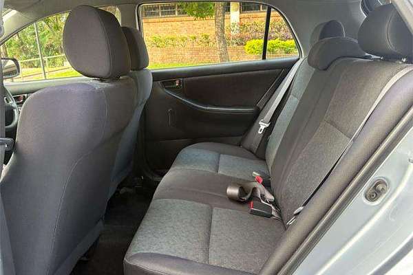 2005 Toyota Corolla Ascent ZZE122R