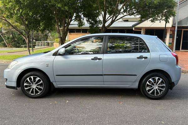 2005 Toyota Corolla Ascent ZZE122R