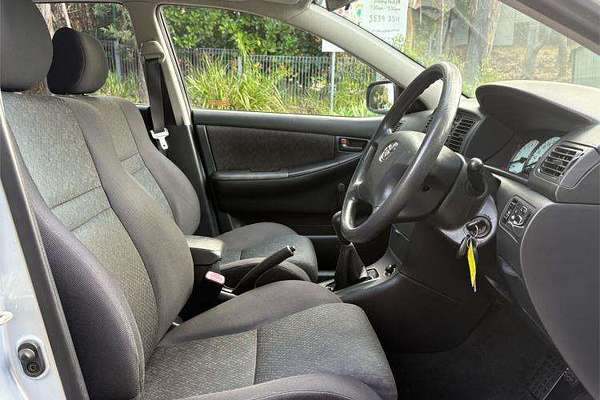 2005 Toyota Corolla Ascent ZZE122R