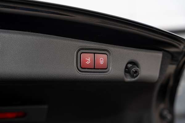 2016 Mercedes-Benz E-Class E200 W213