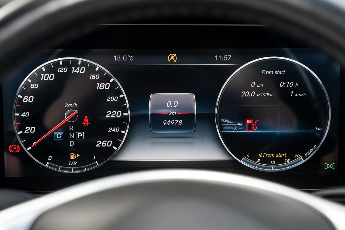 2016 Mercedes-Benz E-Class E200 W213
