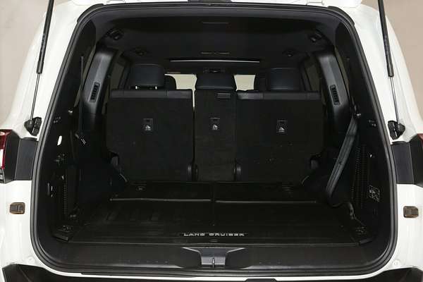 2022 Toyota Landcruiser VX FJA300R