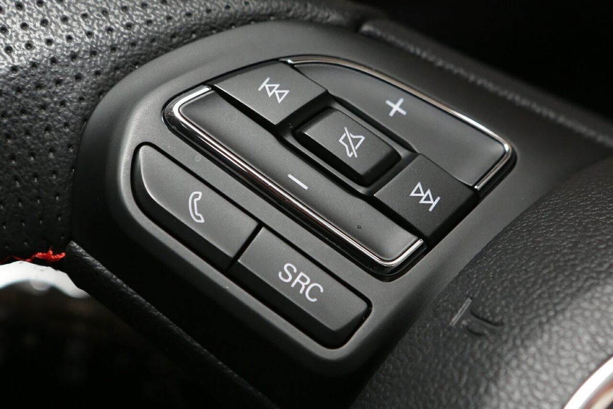 2024 MG ZST Excite