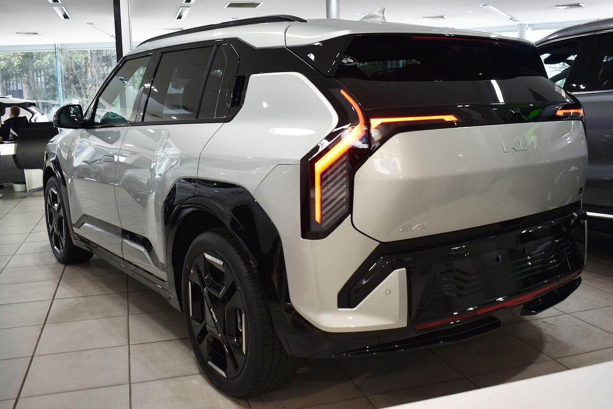 2025 Kia EV3 GT-Line Long Range SV