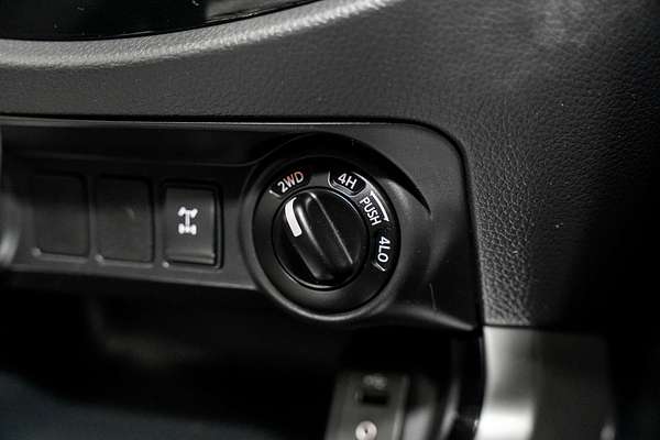 2019 Nissan Navara ST D23 Series 4 4X4