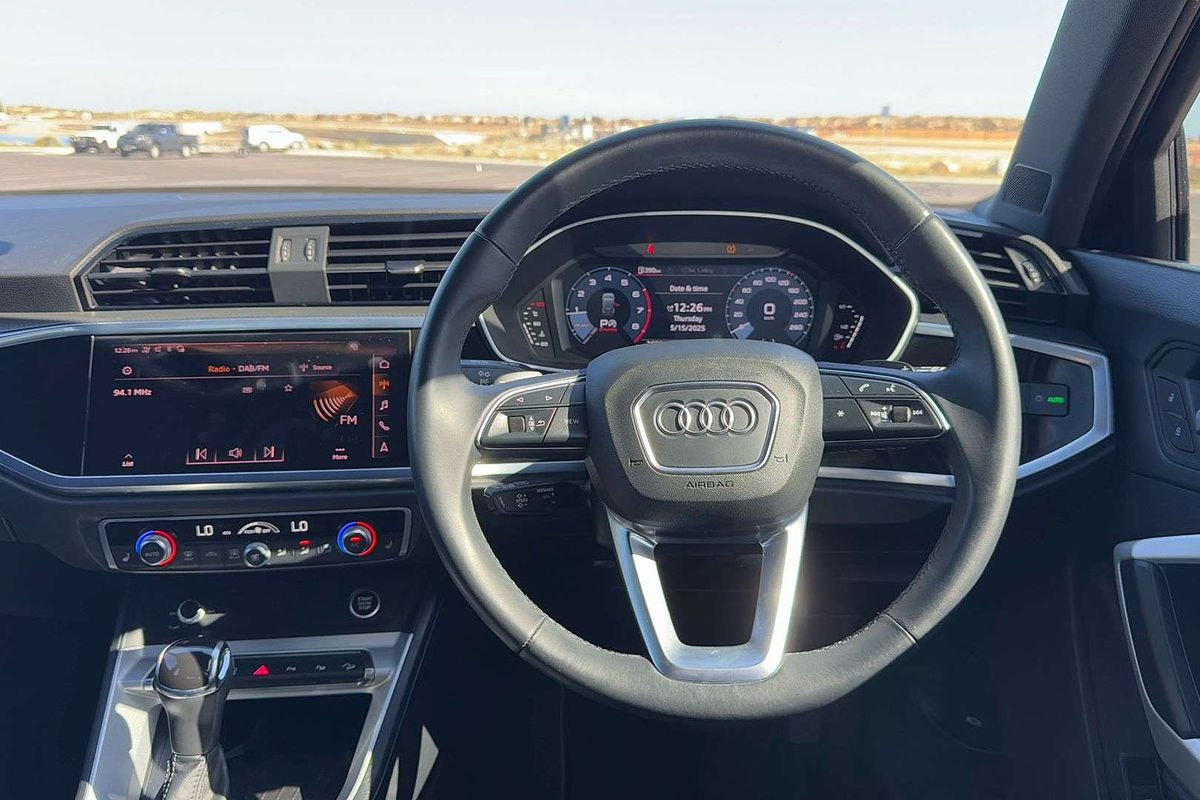 2021 Audi Q3 40 TFSI F3