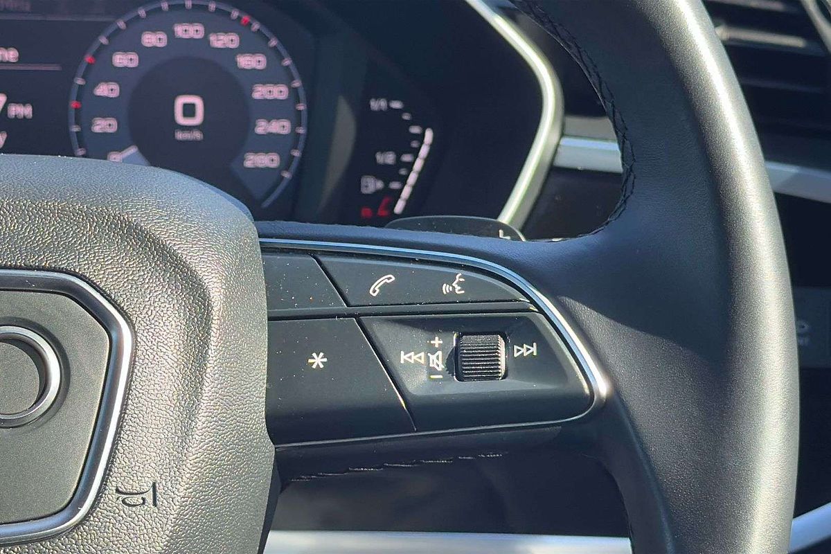 2021 Audi Q3 40 TFSI F3
