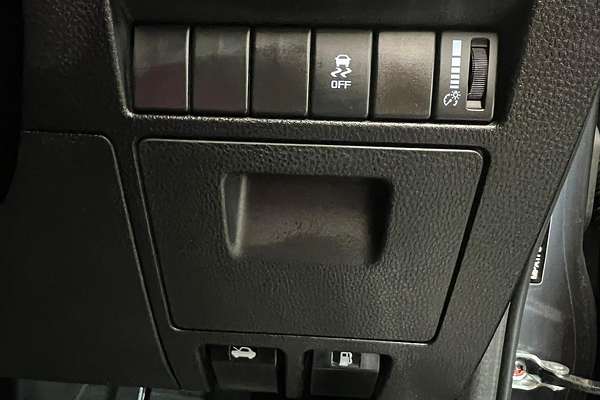 2025 Isuzu D-MAX X-RIDER 4X4
