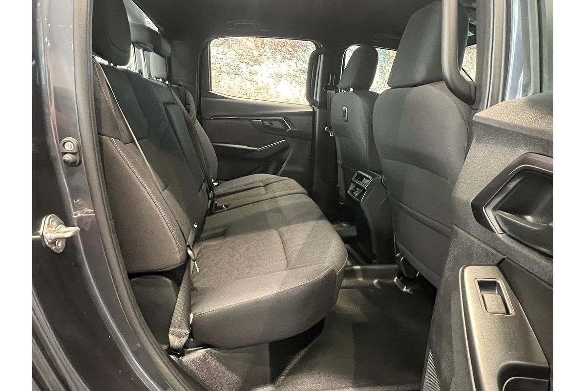 2025 Isuzu D-MAX X-RIDER 4X4