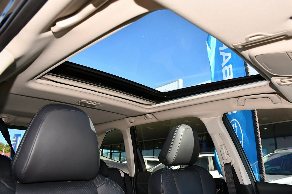 2024 Subaru Forester 2.5i-S S5