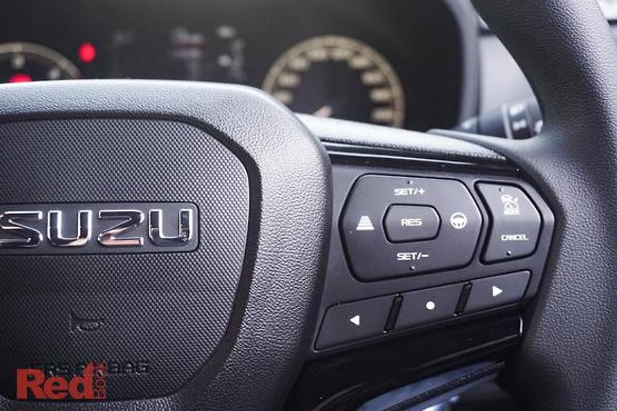 2025 Isuzu D-MAX X-RIDER 4X4