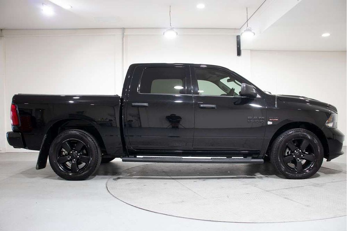 2022 RAM 1500 Express DS 4X4 SWB