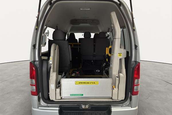 2010 Toyota Hiace Welcab TRH200