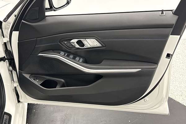 2023 BMW 3 Series 330i M Sport G20 LCI