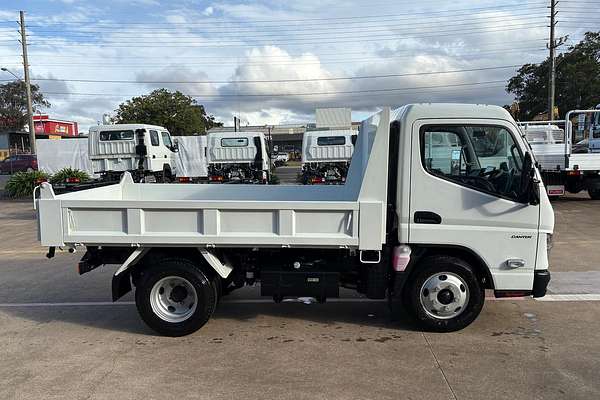 2024 Fuso Canter 615
