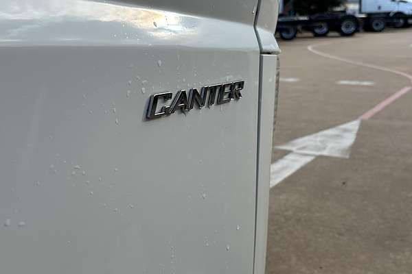 2024 Fuso Canter 615