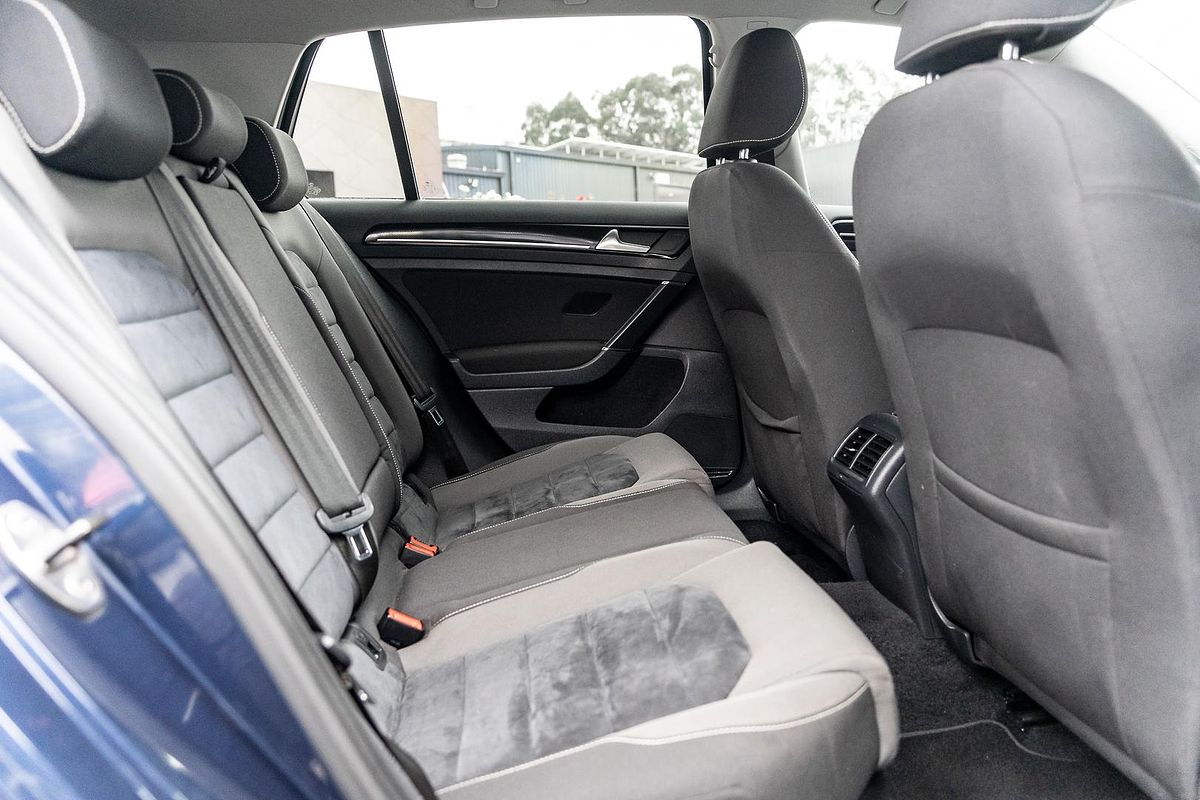 2013 Volkswagen Golf 110TDI Highline 7