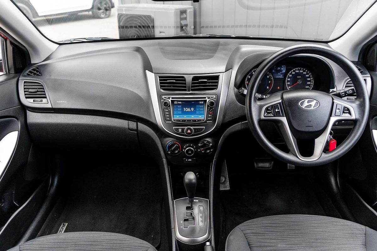 2014 Hyundai Accent Active RB2