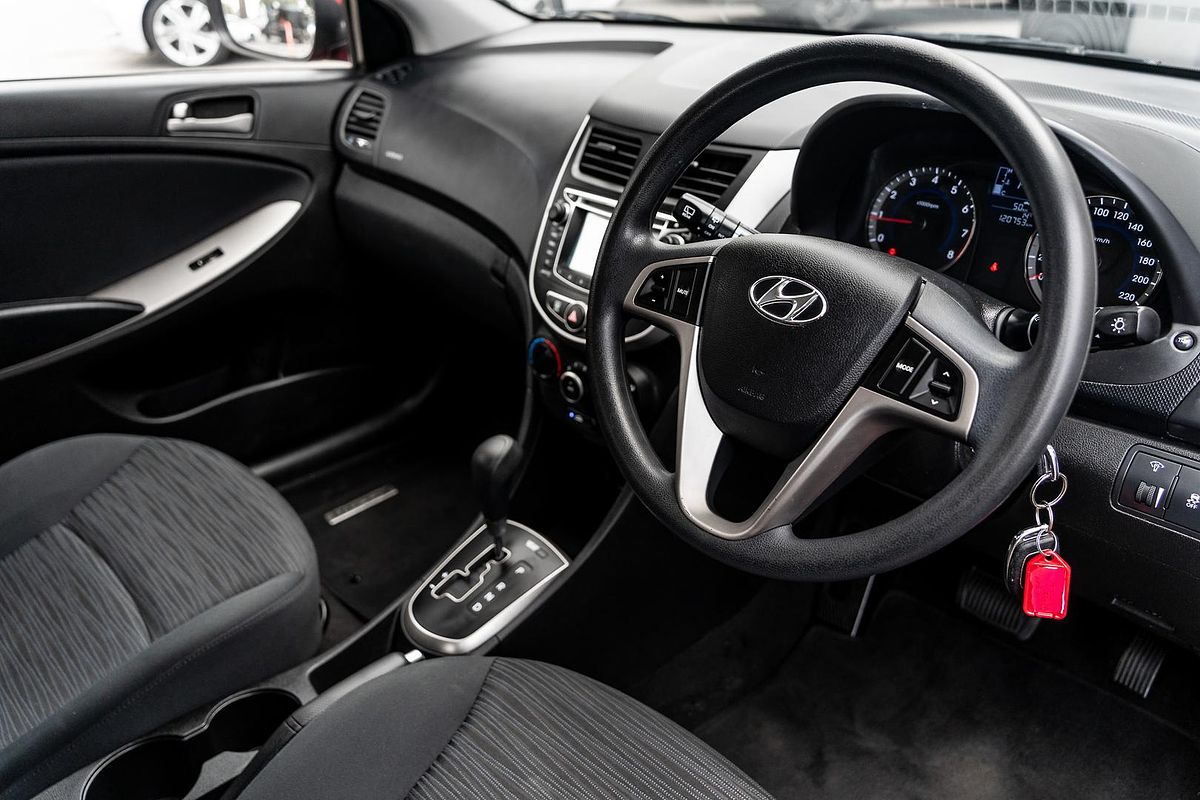 2014 Hyundai Accent Active RB2