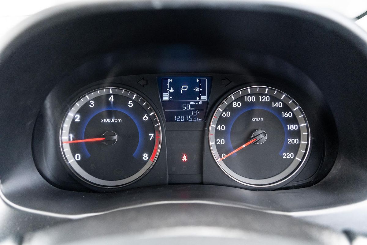 2014 Hyundai Accent Active RB2