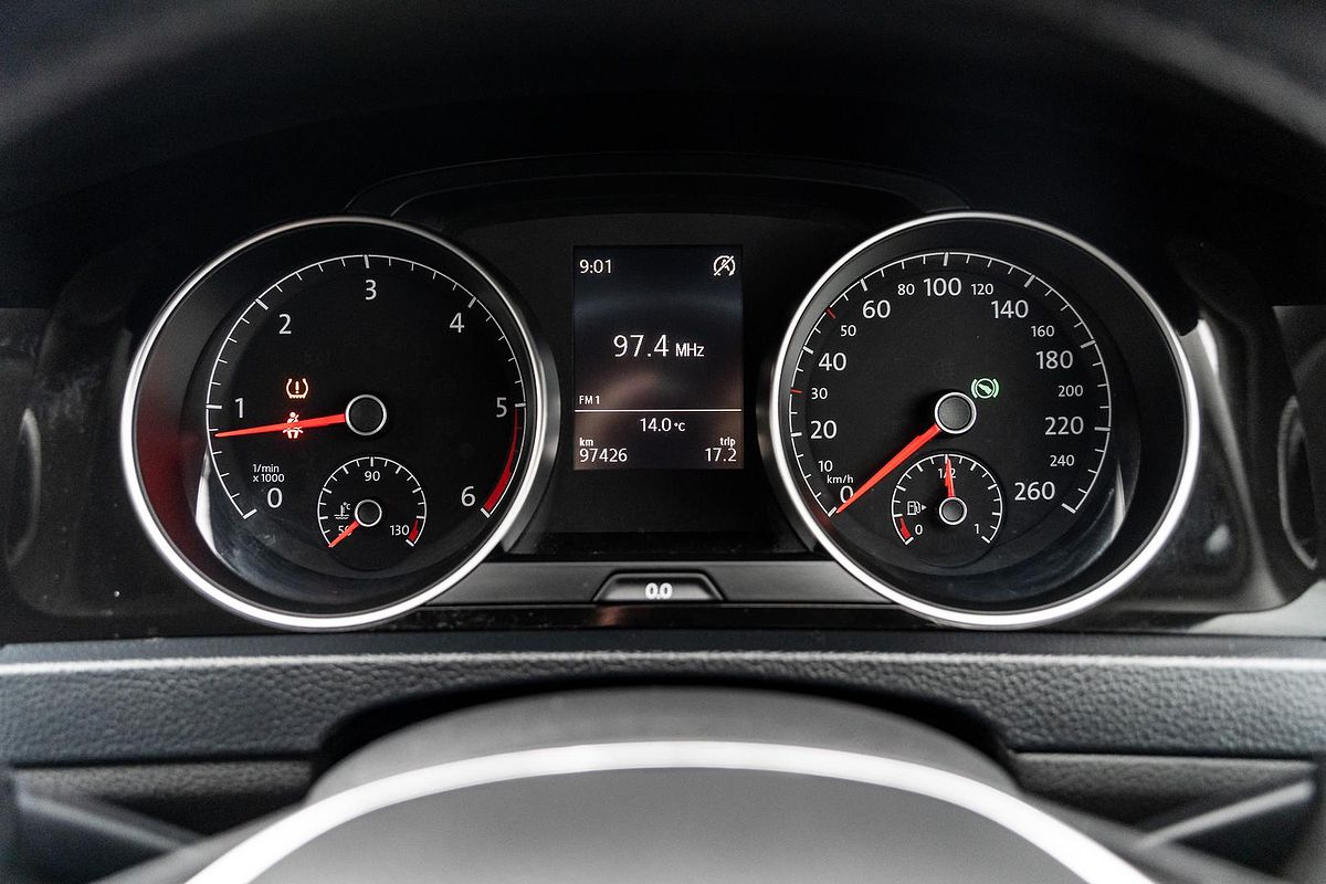 2013 Volkswagen Golf 110TDI Highline 7