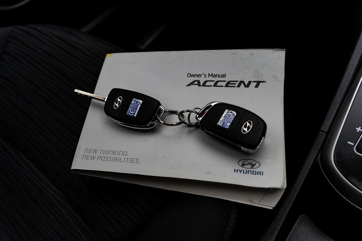 2014 Hyundai Accent Active RB2