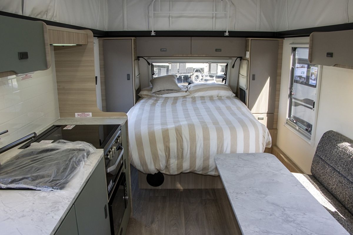 2025 Jayco DISCOVERY POPTOP 17.55-8.OB.DY-MY25