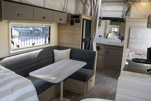 2025 Jayco DISCOVERY POPTOP 17.55-9.OB.DY-MY25