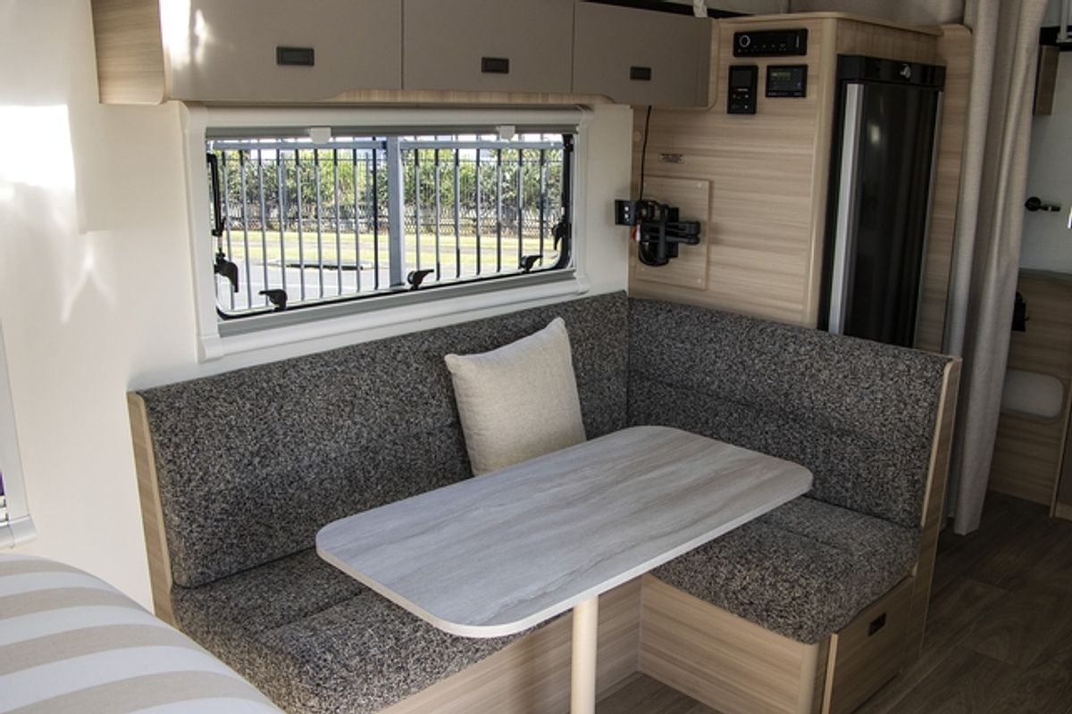 2025 Jayco DISCOVERY POPTOP 16.67-5.OB.DY-MY25