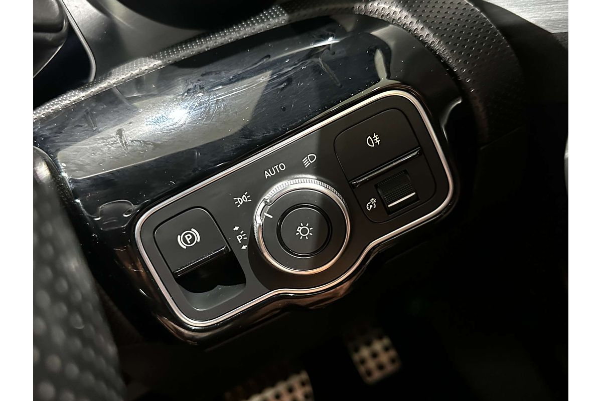 2019 Mercedes-Benz A-Class A200 V177