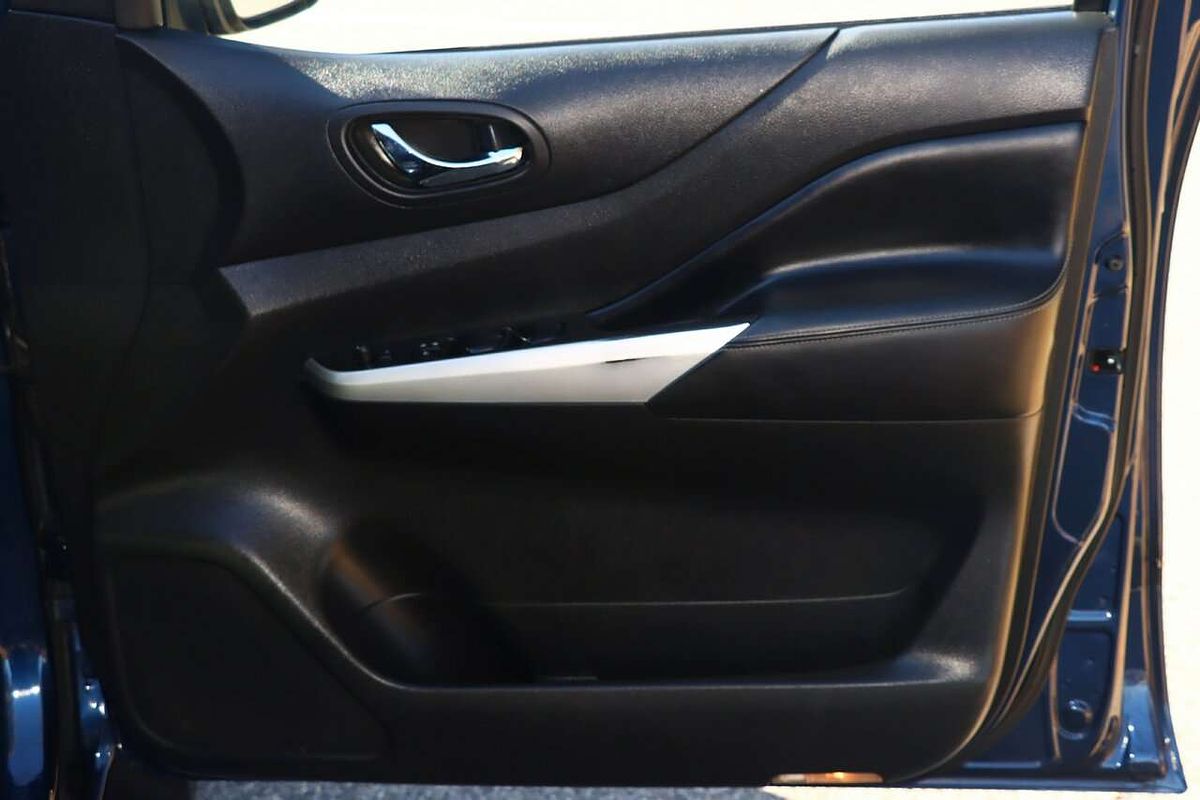 2015 Nissan Navara ST-X D23 Rear Wheel Drive
