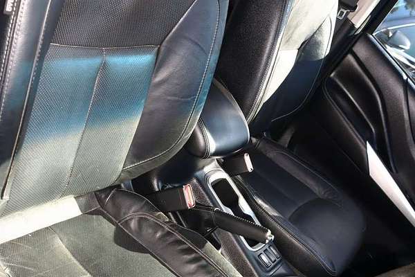 2015 Nissan Navara ST-X D23 Rear Wheel Drive