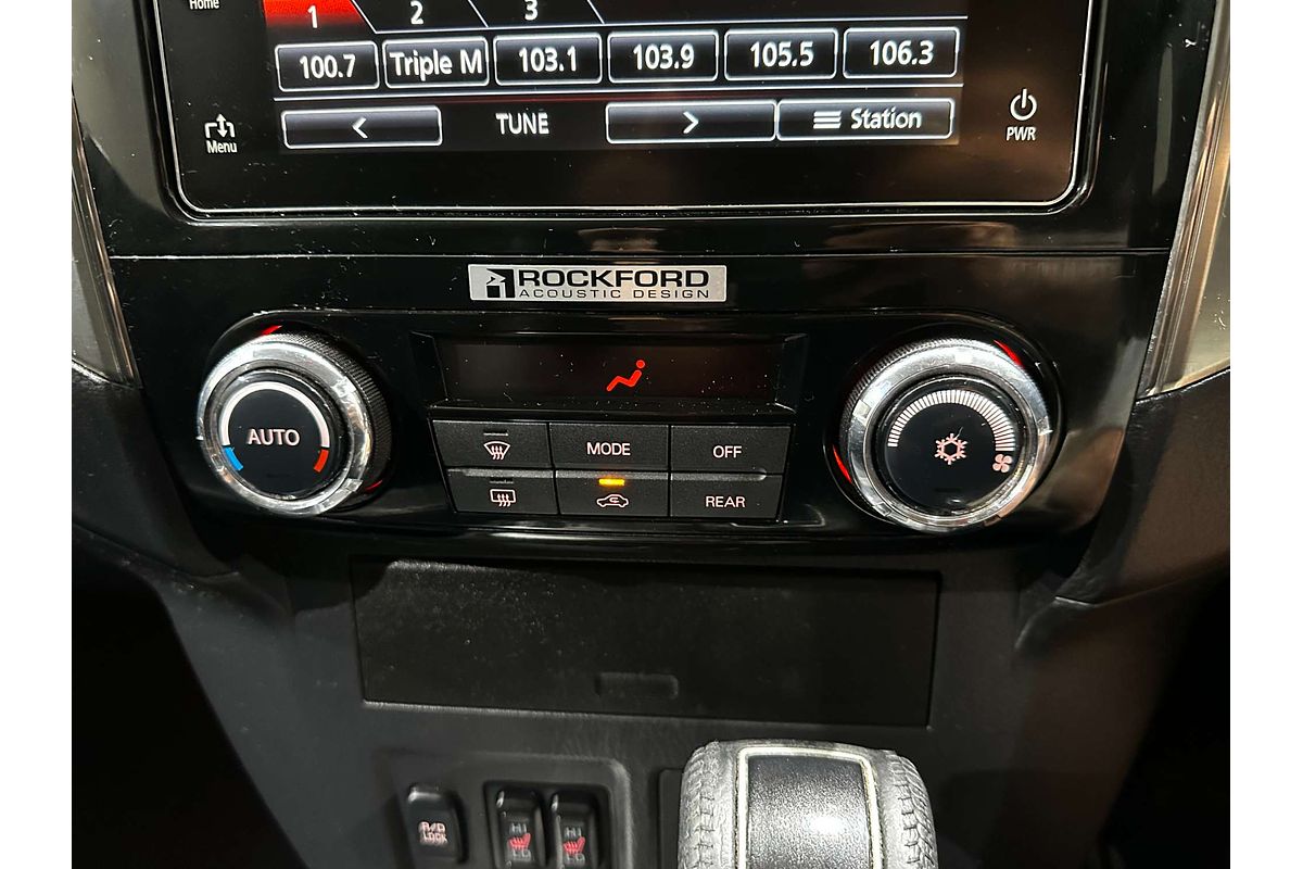 2019 Mitsubishi Pajero GLS NX