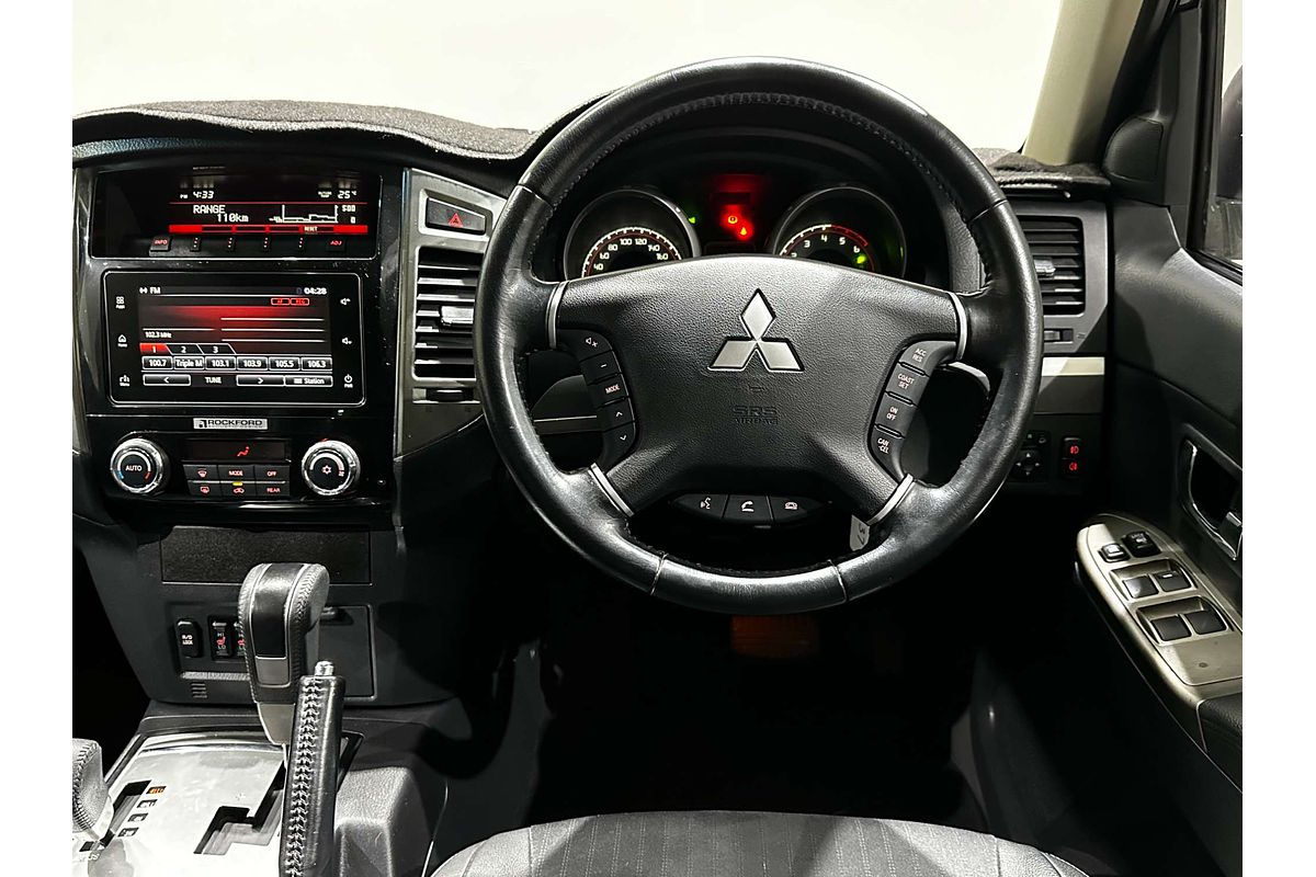 2019 Mitsubishi Pajero GLS NX