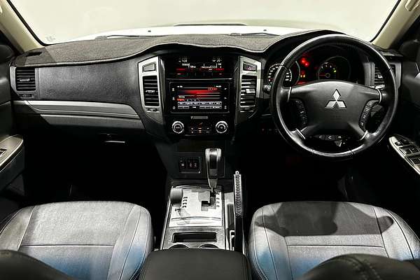 2019 Mitsubishi Pajero GLS NX