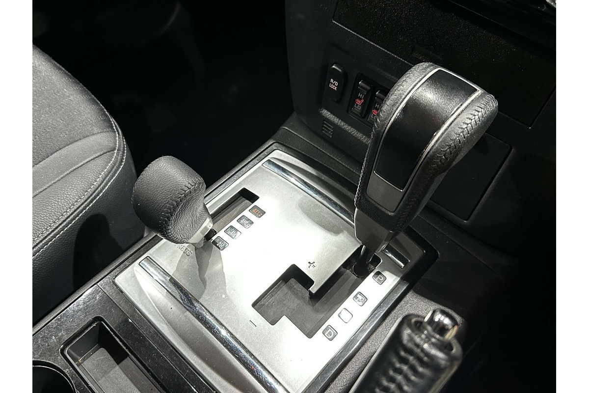 2019 Mitsubishi Pajero GLS NX