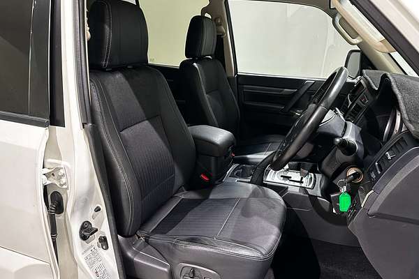 2019 Mitsubishi Pajero GLS NX