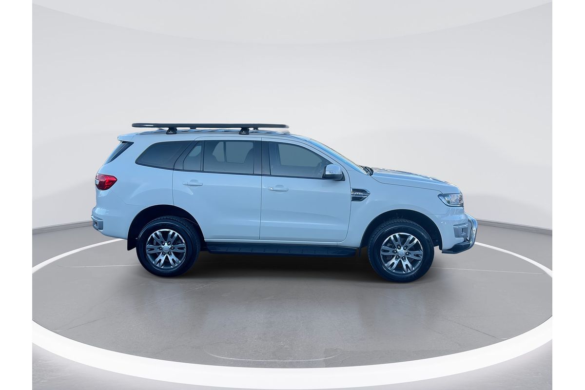 2015 Ford Everest Trend UA
