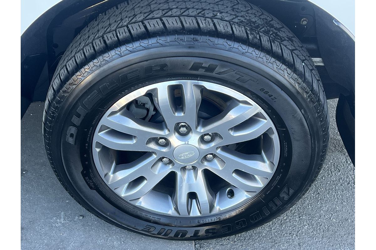 2015 Ford Everest Trend UA