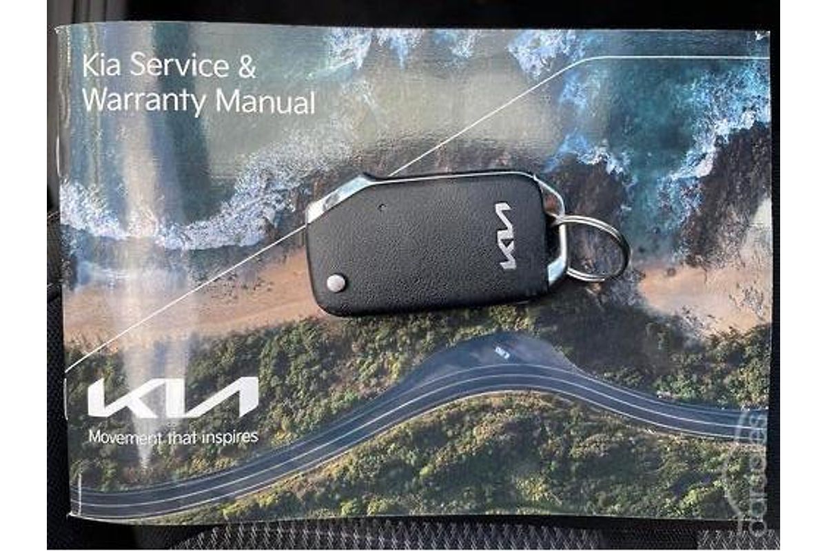 2023 Kia Sorento S MQ4
