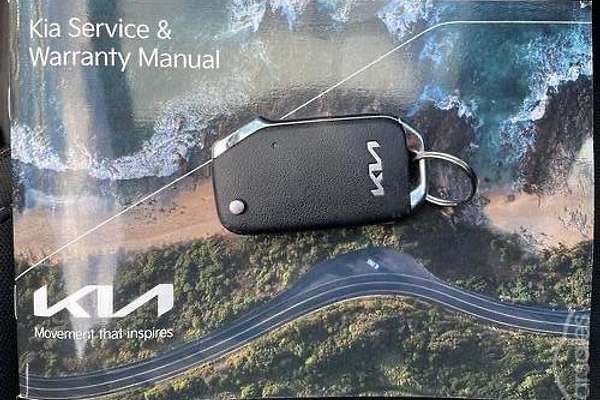 2023 Kia Sorento S MQ4