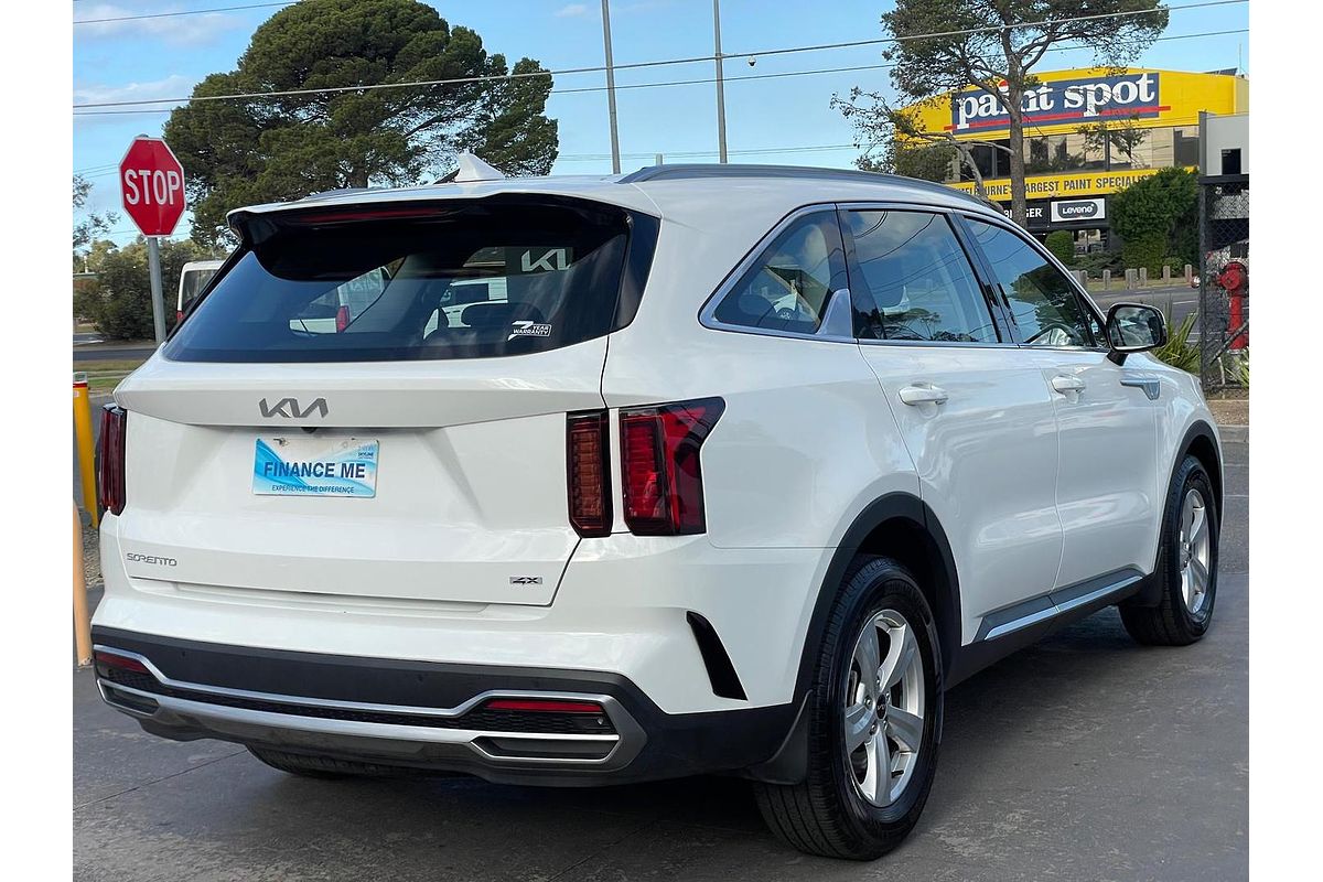 2023 Kia Sorento S MQ4