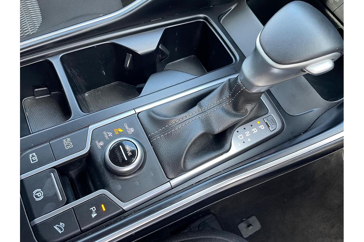 2023 Kia Sorento S MQ4