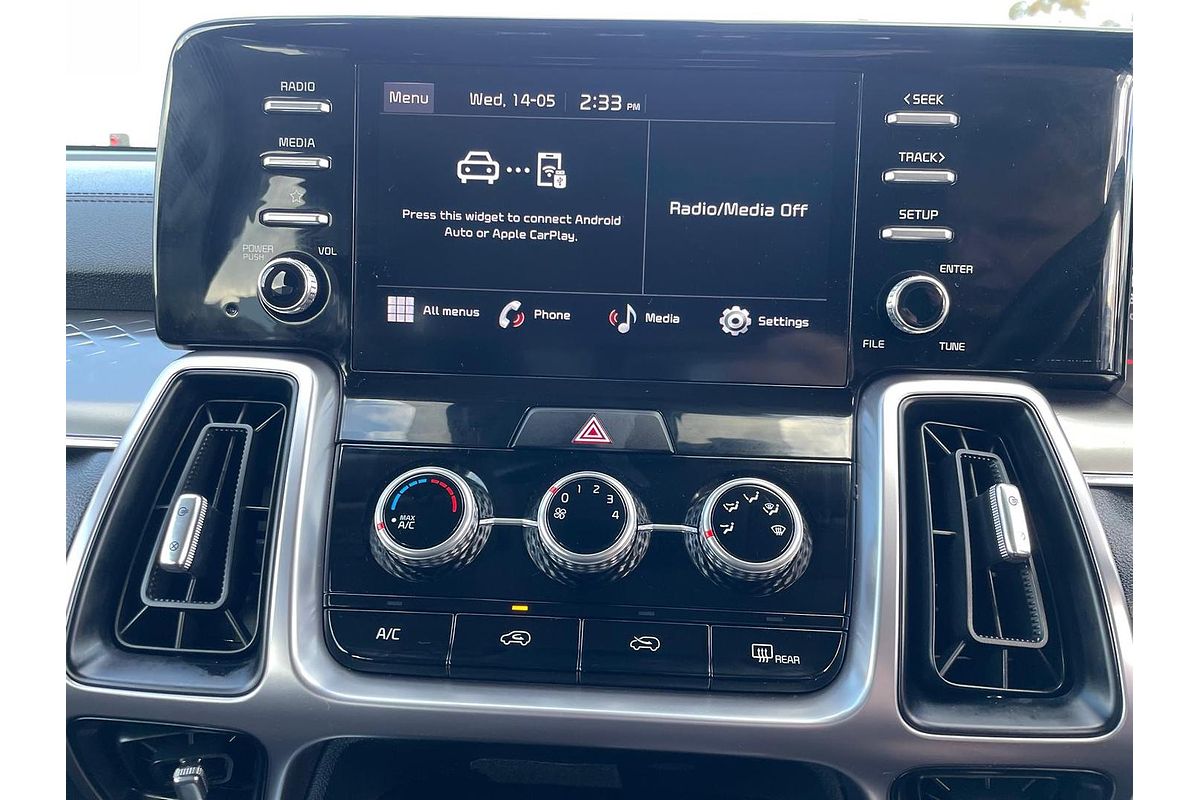 2023 Kia Sorento S MQ4